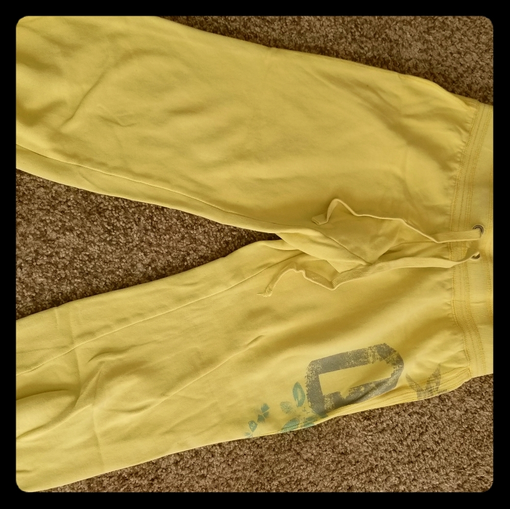 YELLOW LOW RISE SWEATPANTS WITH THE NUMBERS 06!!!!
